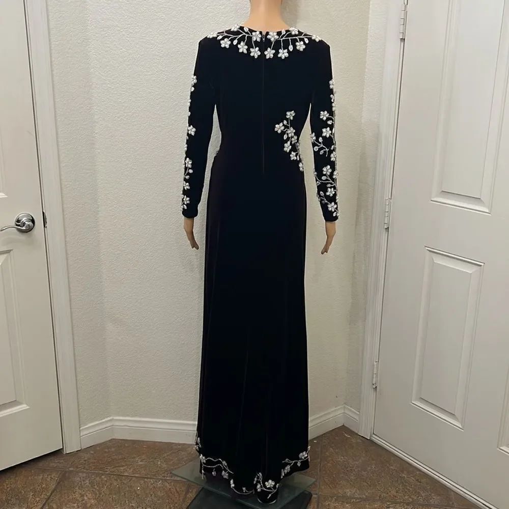 Tadashi Velvet Formal Dress Burgundy VNeck Long Sleeve Gown Vintage Size Medium - Picture 10 of 17